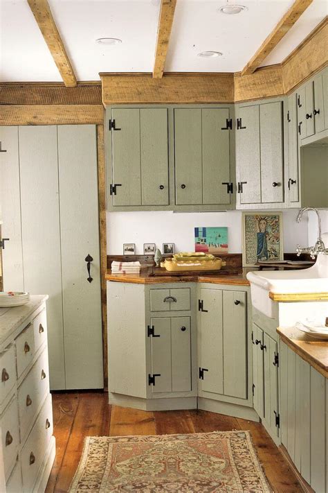 35 Best Farmhouse Kitchen Cabinet Ideas and Designs for 2021