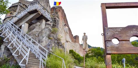 Poenari Castle: Visit The Castle of Vlad the Impaler