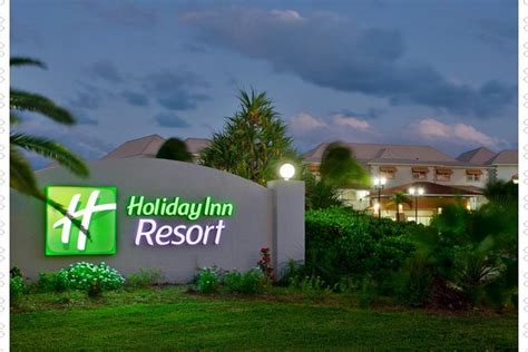 Montego Bay Airport to Holiday Inn Resort Round-Trip Transfer 2024