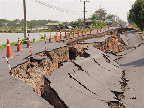 Vol 45-Deconstructing Myths About Natural Disasters - AHA Centre - The Column