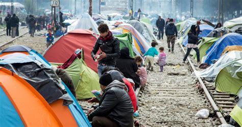 European ‘migrant crisis’: Avoiding another wave of refugees living in limbo - Humanitarian Law ...