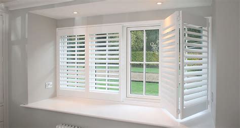 The Difference Between Plantation Shutters and California Shutters