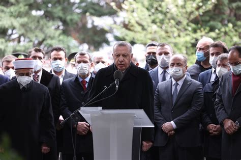 Turkey marks 28th anniversary of ex-President Turgut Özal's death ...