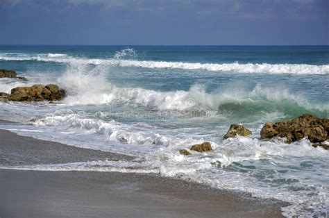 Beach Scene with Waves in Atlantic Ocean in Florida Stock Image - Image of atlantic, turquoise ...