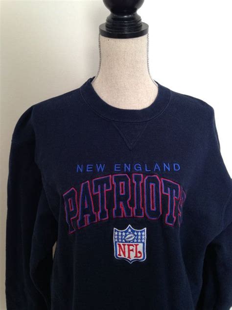 Vintage Patriots Sweatshirt | Etsy | Patriots sweatshirt, Sweatshirts ...