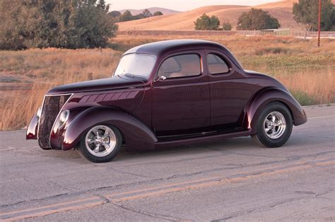 1937 Ford Coupe - Period Connect