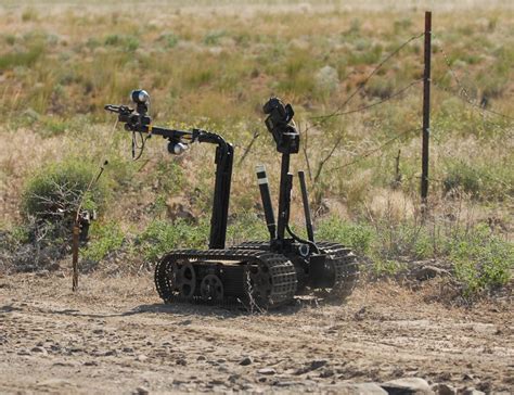 DVIDS - Images - Explosive Ordnance Battalion Blasts Through ...