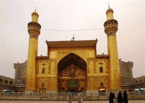 A mesquita Abdul-Aziz al-Samarrai em Fallujah, Iraque | Mosque, Islamic culture, Beautiful mosques