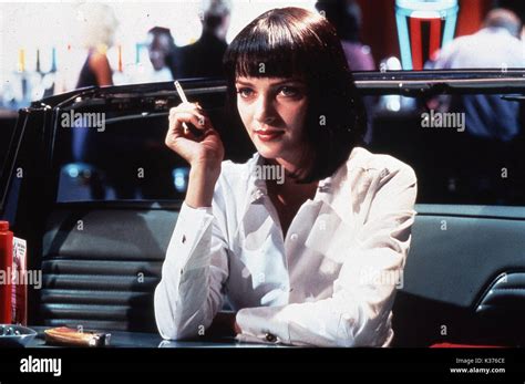 Uma thurman pulp fiction hi-res stock photography and images - Alamy