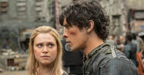 'The 100': BFFs Clarke and Bellamy Are Actually Married in Real Life ...