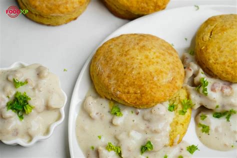 Savory McDonald's Biscuit And Gravy Copycat Recipe - TheFoodXP