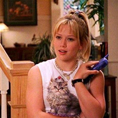 Hilary Duff Is Returning As Lizzie McGuire In Sequel Series on Disney+ | Hilary duff, Lizzie ...