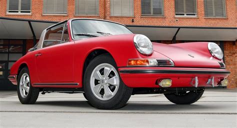 Just Look At This 911 S Targa From 1967 That Porsche Restored To Factory-New Condition | Carscoops