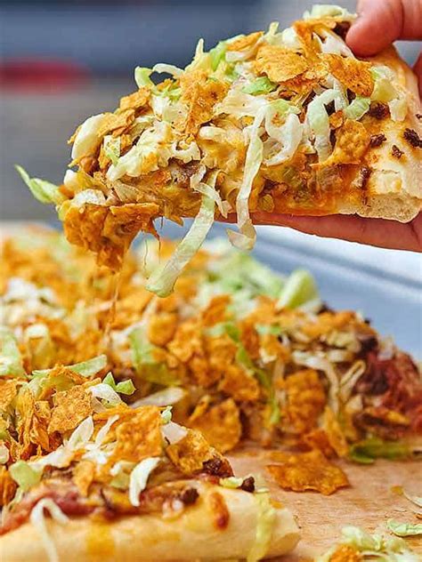 Easy Taco Pizza Recipe - Show Me the Yummy