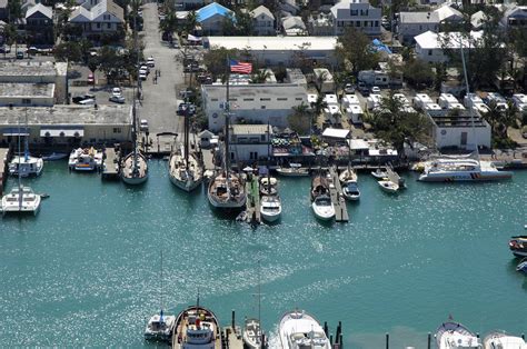 Schooner Wharf Bar & Marina slip, dock, mooring reservations - Dockwa