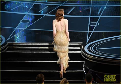 Photo: emma stone wins best actress oscars 2017 10 | Photo 3867112 ...