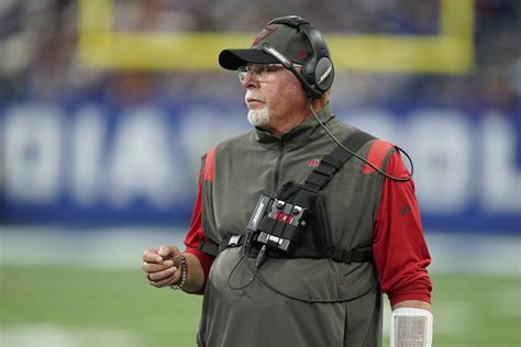 Bucs Coach Bruce Arians tests positive for COVID-19