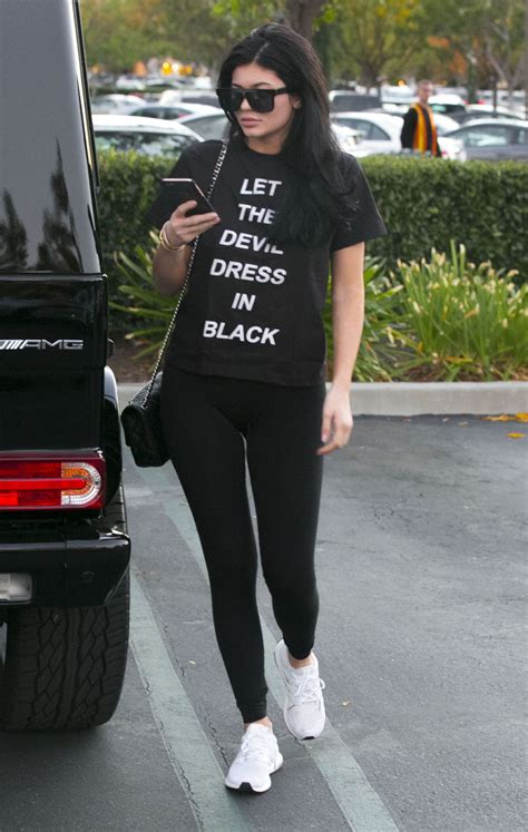 KYLIE JENNER Out and About in Los Angeles 11/21/2015 – HawtCelebs