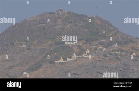 Girnar india temple Stock Videos & Footage - HD and 4K Video Clips - Alamy