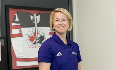 Tara Watchorn named head coach of BU women's hockey team