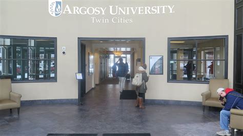 'I had one class left': Argosy closure forces students to make tough decisions | MPR News