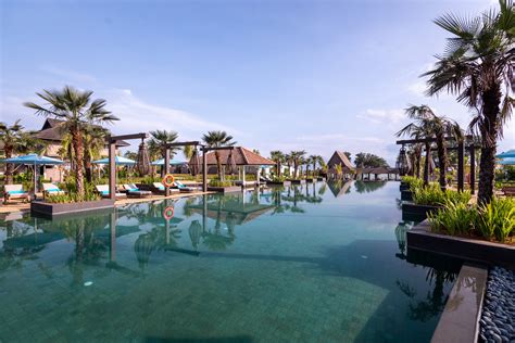 Hotel Review: Anantara Desaru Coast Resort & Villas (Deluxe Sea View ...