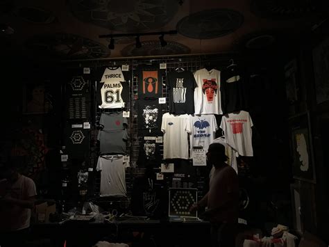 Tour Merch : r/thrice