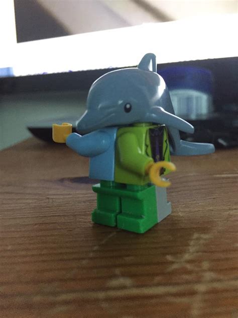 Cursed Lego minifigure : r/just2good