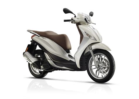 Piaggio Medley 150: prezzo e velocità massima | MotoriMagazine.it