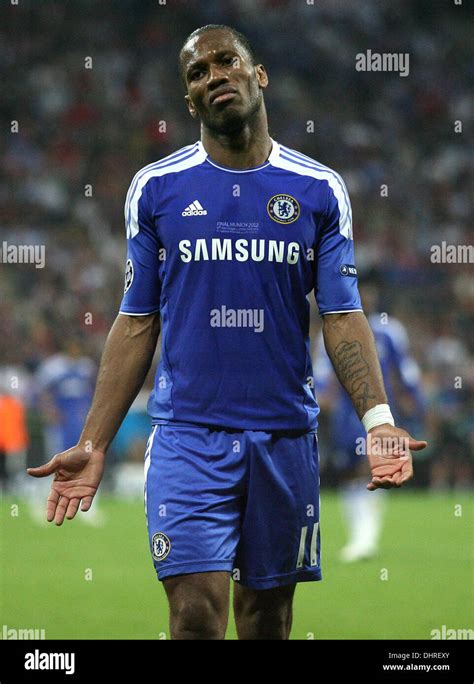 Didier drogba champions league hi-res stock photography and images - Alamy