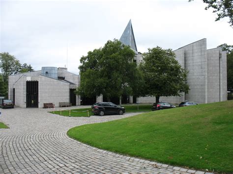 The chapels at Mortonhall Crematorium © David Purchase :: Geograph ...