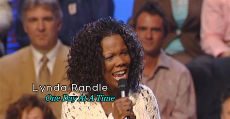 "One Day At a Time" - A Wonderful Live Performance by Lynda Randle