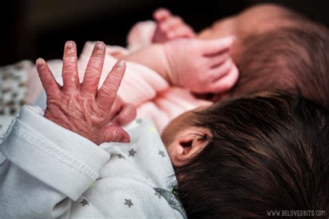 Celebrating the arrival of twins: 29 incredible birth photos | BabyCenter