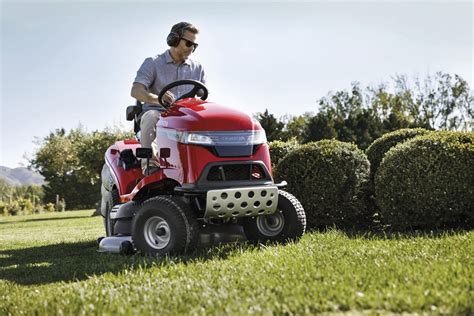 Honda Lawn Tractors - Hamilton Ross Group