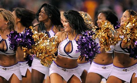 Superbowl Cheerleaders: Ravens Edition