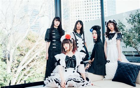 BAND-MAID、さらに広い世界へ 新作『Unseen World』とエンタメを語る | ぴあエンタメ情報