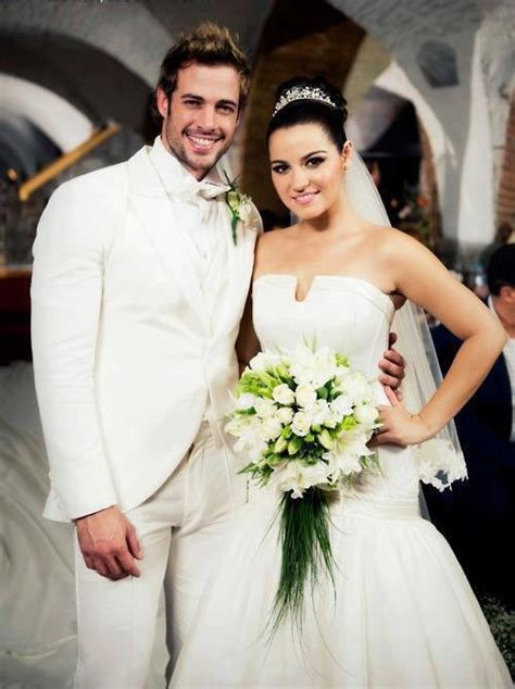 William Levy and Maite Perroni on the set of Triunfo del amor ...