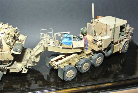 M1070 HET 1/35 Scale Model | Model truck kits, Scale models cars, Model tanks