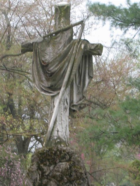 A Grave Interest: The Different Types of Crosses in the Cemetery