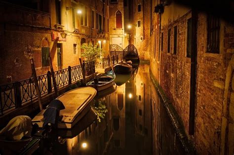 Haunted Ghost Tour, the Dark Side of Venice 2024