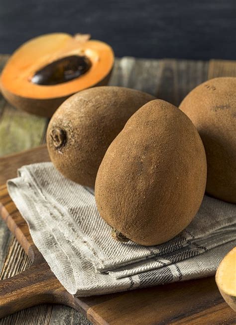 A Guide to Sapote Fruit — Mamey & White