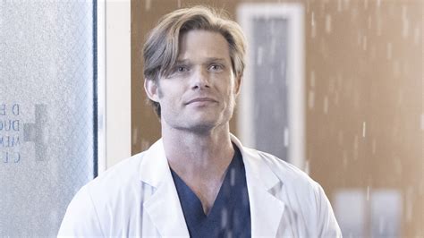 ‘Grey’s Anatomy’ Season 18 Finale Is a Mass Doctor Exodus (RECAP)