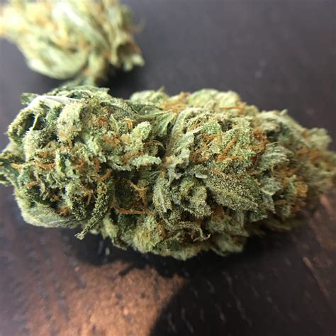 Super Lemon Haze Strain Review - ISMOKE