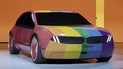 The best car tech of CES 2023: Color-changing paint, an LTE dash cam, and more - Transportation