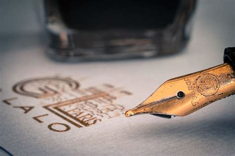 close-up photo, pen, fountain pens, fountain pen, filler, ink, leave, letters | Piqsels
