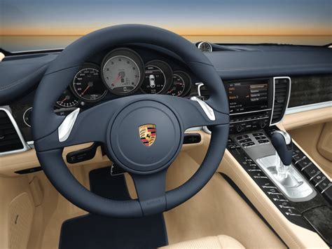 Porsche Panamera Interior Officially Revealed - autoevolution