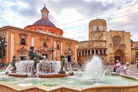 Plaza de la Virgen: nel cuore di Valencia - Visitare Valencia