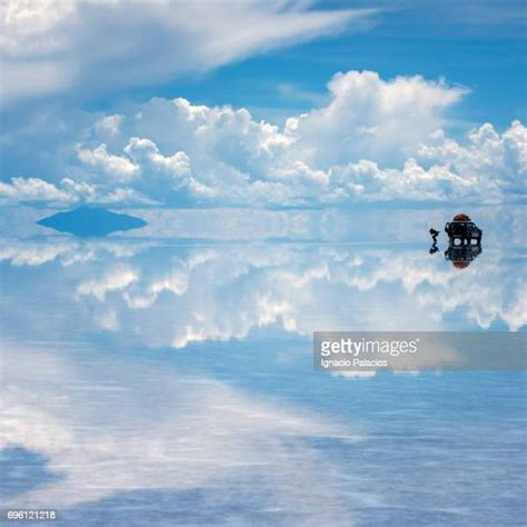 1,156 Salar De Uyuni Reflection Stock Photos, High-Res Pictures, and Images - Getty Images