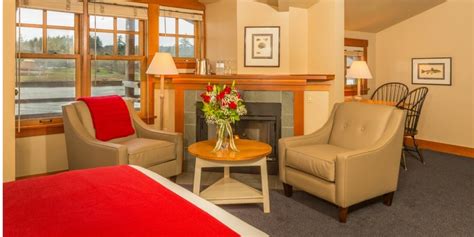 La Conner Channel Lodge - La Conner, WA Lodging