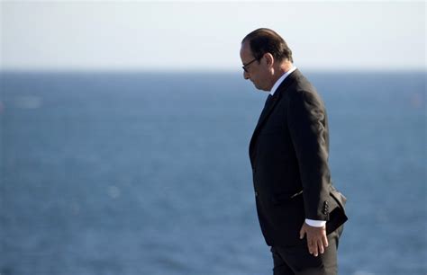 President François Hollande throws in the towel, won't seek re-election — Puppet Masters — Sott.net